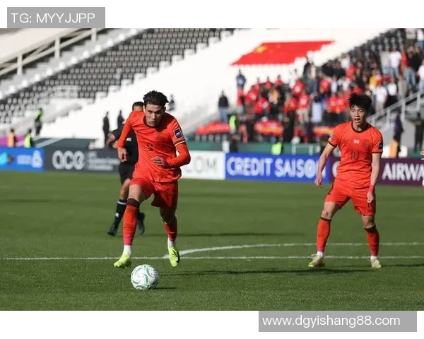 国足迎战泰国球队精彩对决文字直播全程跟踪报道