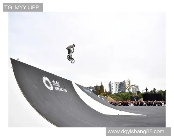 成都滑板队的蜕变与成长极限运动联赛中的奋斗与梦想MBA