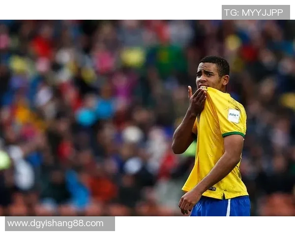 热苏斯的崛起之路：从天才少年到足球场上的闪耀明星